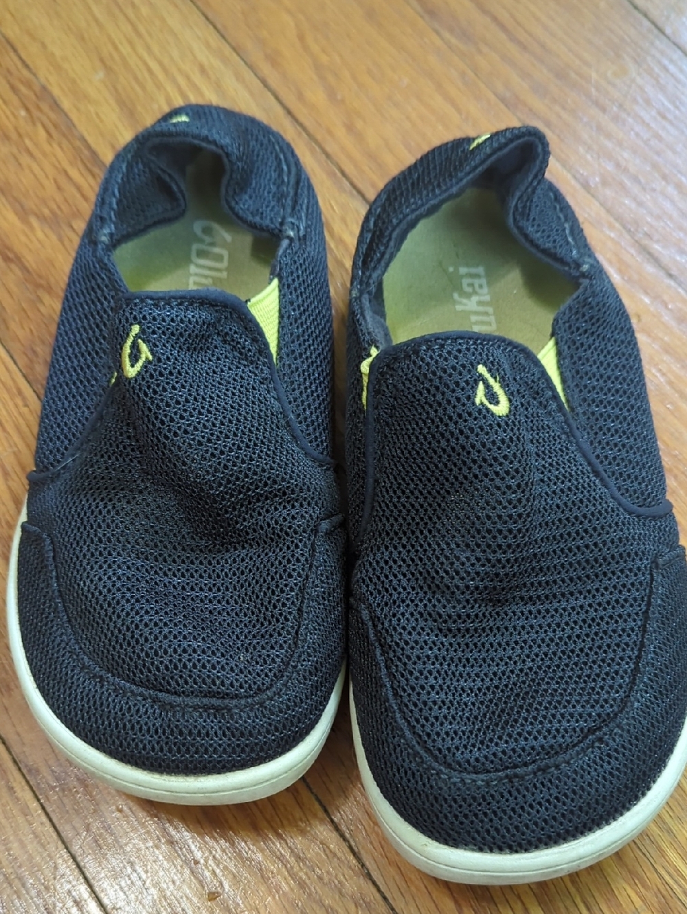 Kids Slip-On Mesh Sneakers in dark blue